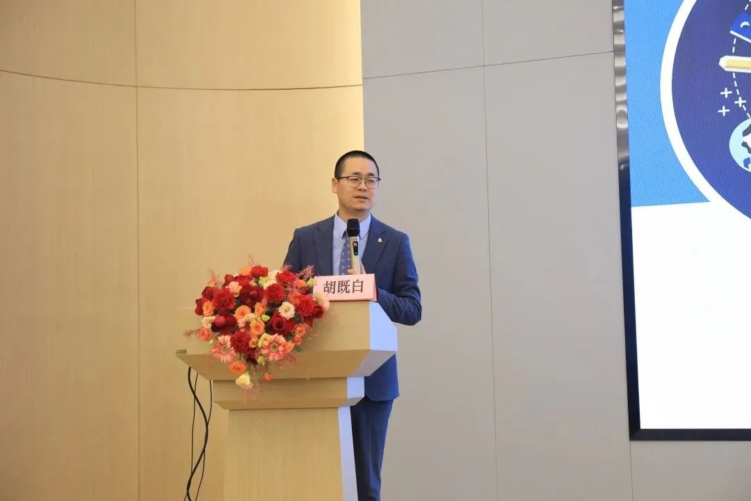 聚能前行 不负韶华|易游网页版-易游(中国)官方
集团2023年新年培训圆满落幕